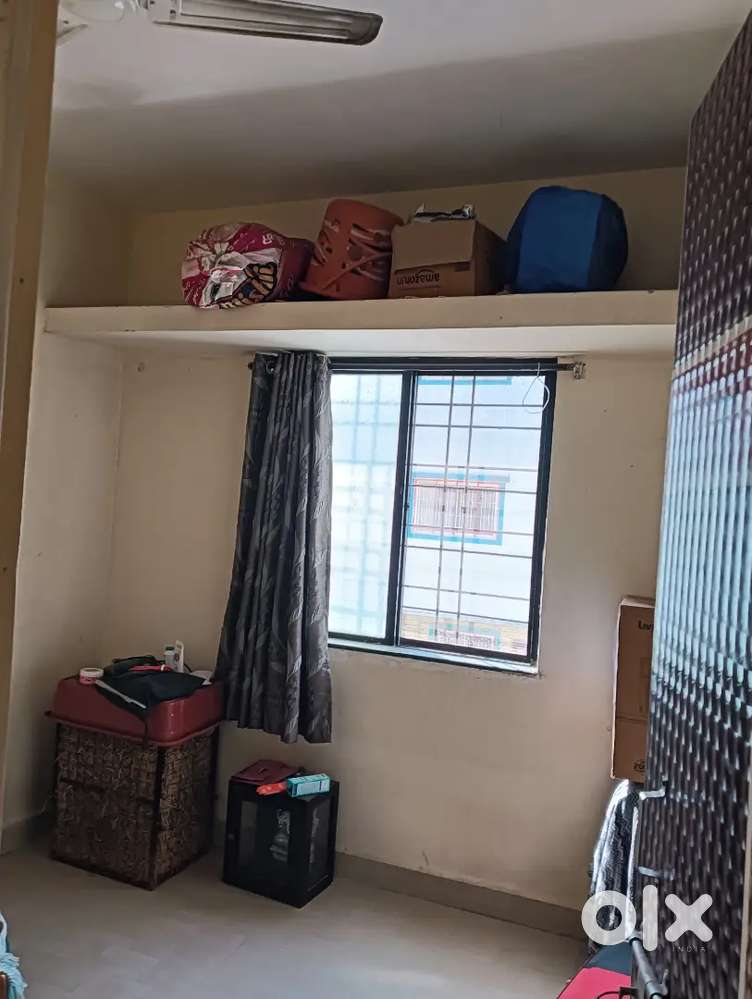 Need female flats mate in one bhk available from Nov30