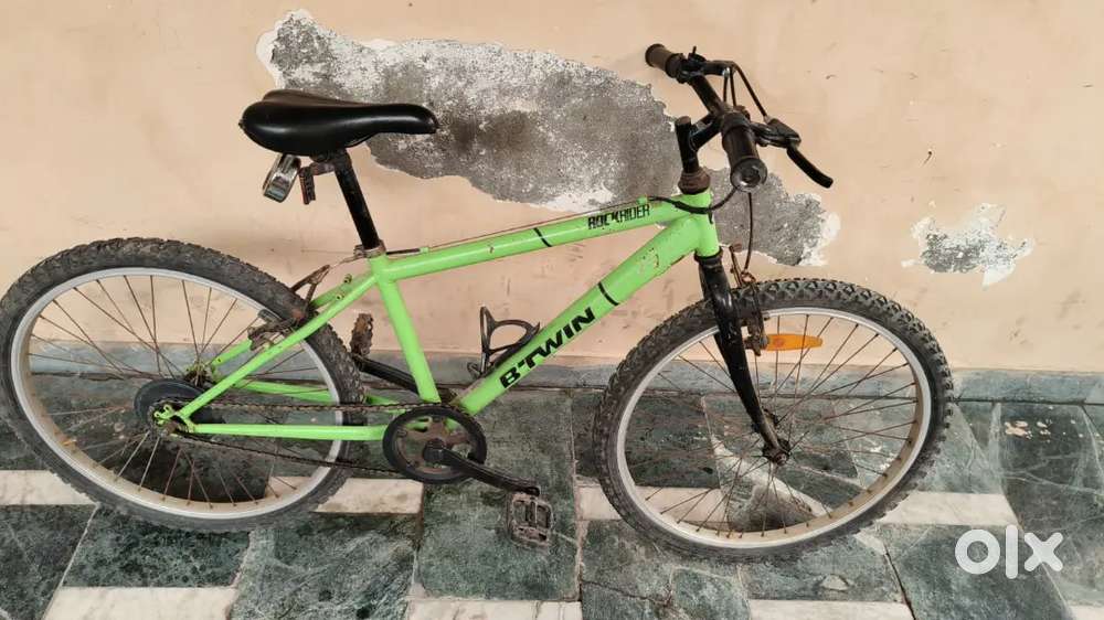 1 METER Bt win almost new condition cycle