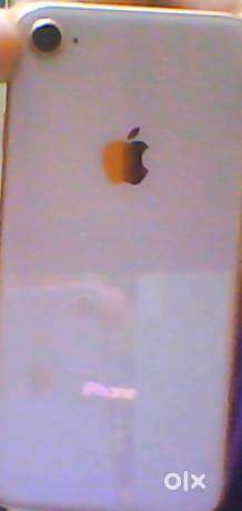 IPHONE 8 SCRATCHLESS CONDITION 100%BATTERY HEALTH