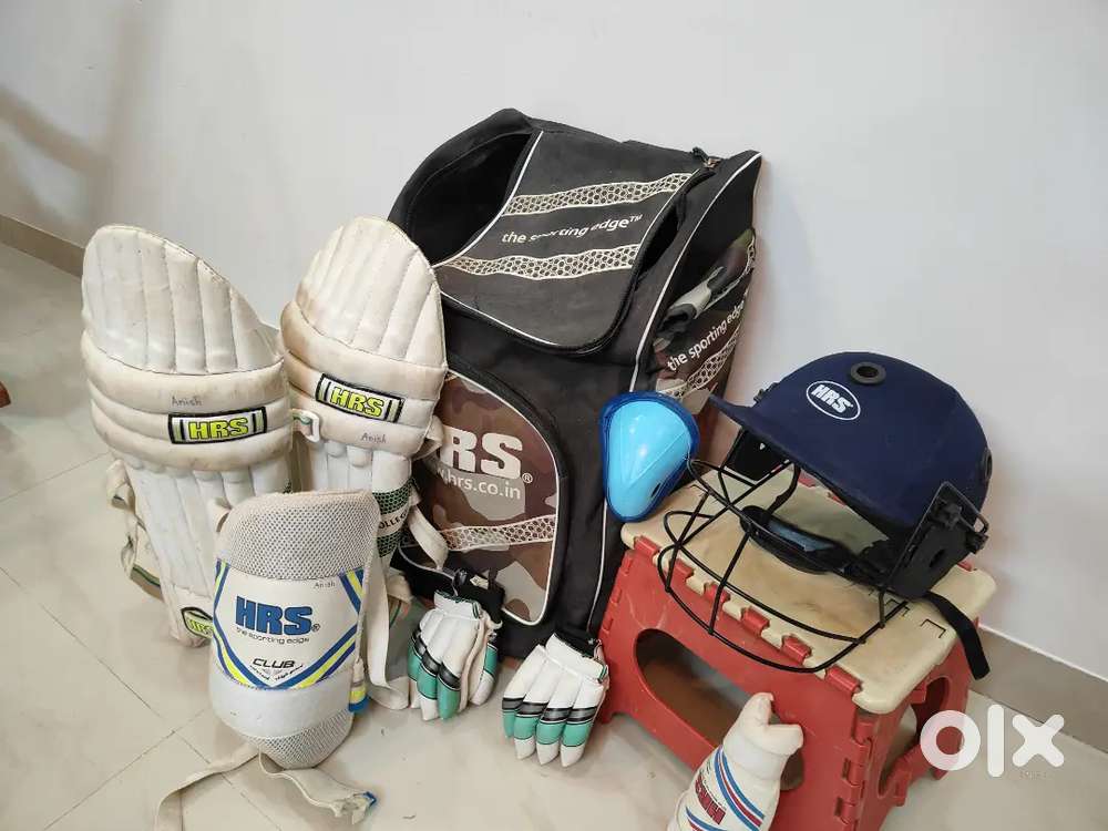 HRS cricket kit