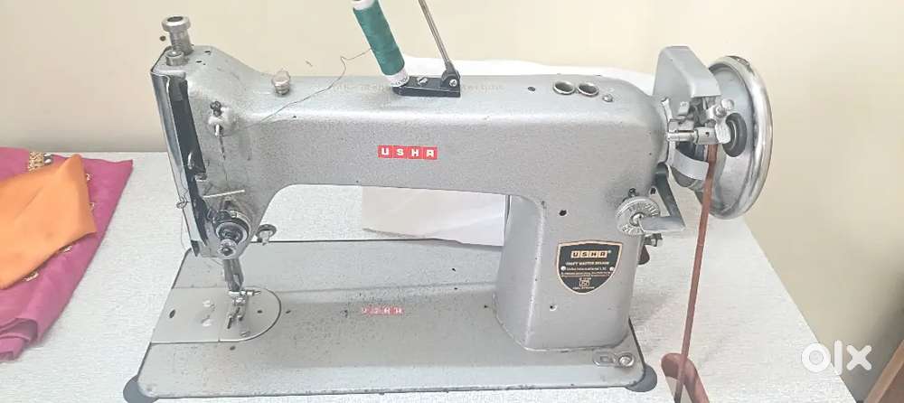 Sewing machine just 3years used rarely