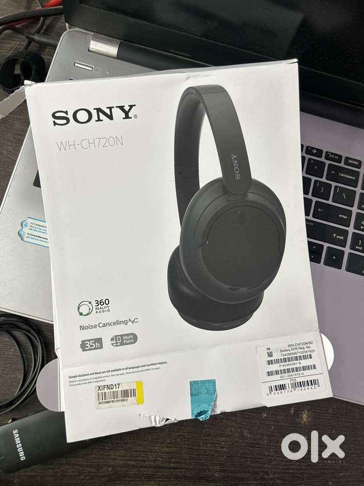 Sony wh-ch720An noise cancelling headphones