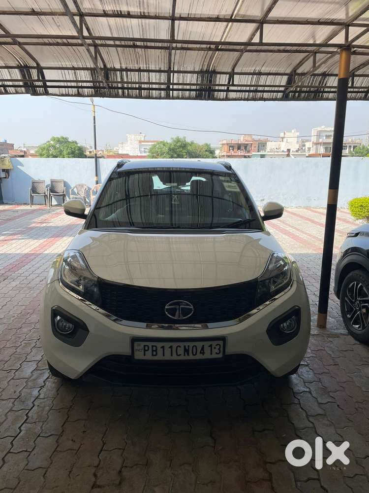Tata Nexon 1.2 Revotron XE, 2018, Diesel
