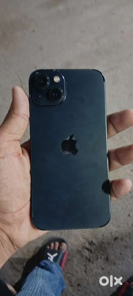 Iphone 13 black colour