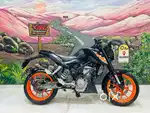 KTM DUKE 200CC DUAL DISC BRAKE BS4 BLACK COLOUR MODEL 2018