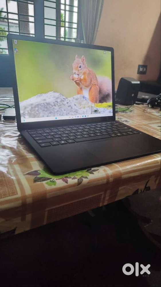 Microsoft Surface 4 with touchscreen, i7-11th gen, 16GB RAM, 512GB SSD