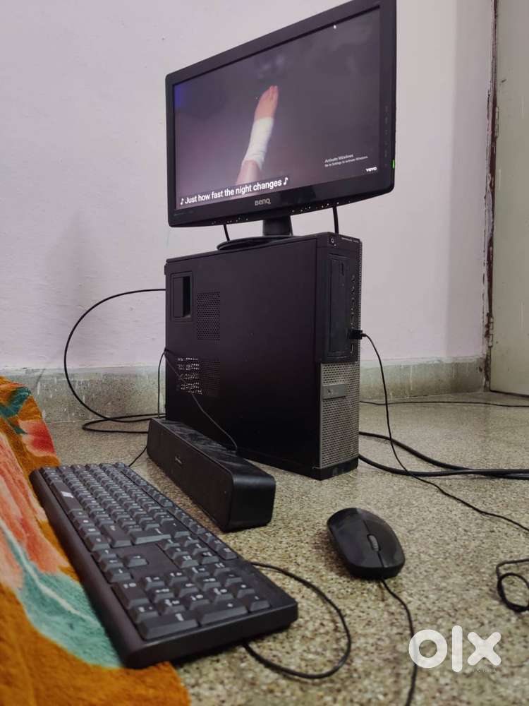 Dell Pc and BenQ Monitor