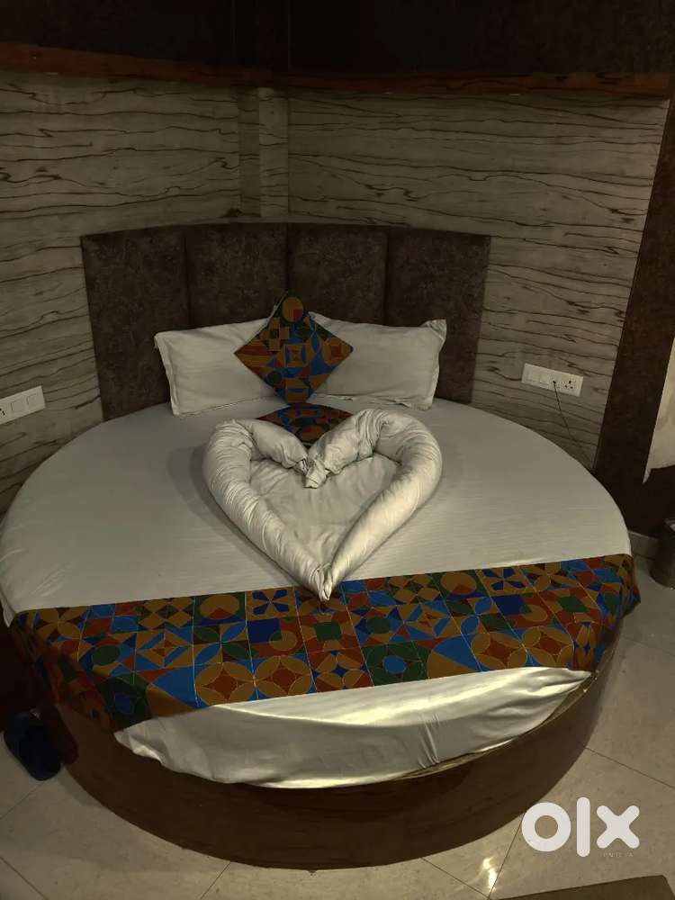 Kisi Ko Chandigarh mein acche room chahie saste rate mein mil jaenge