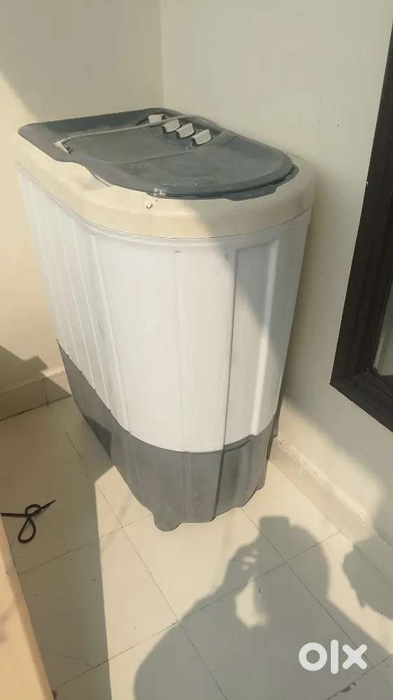 Semi washing machine