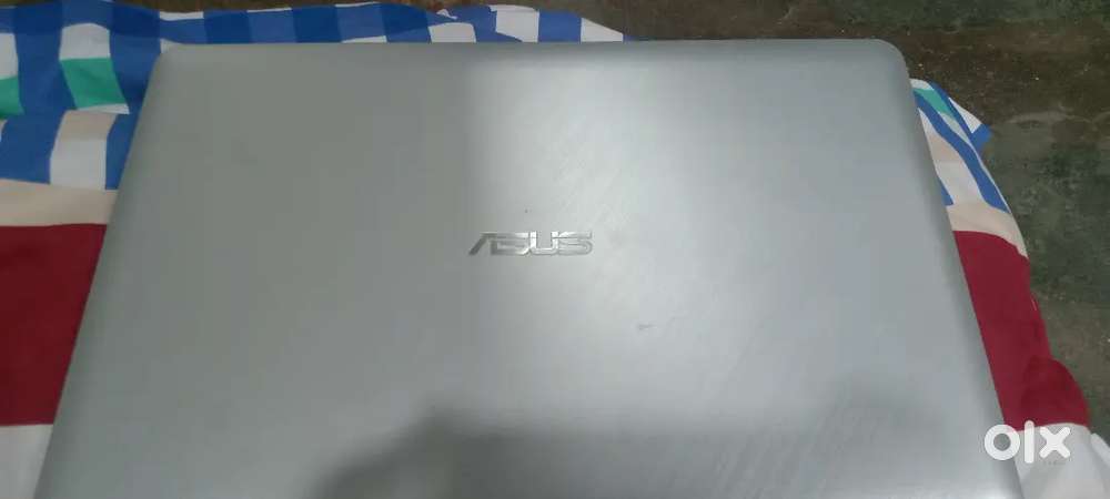 Asus model laptop