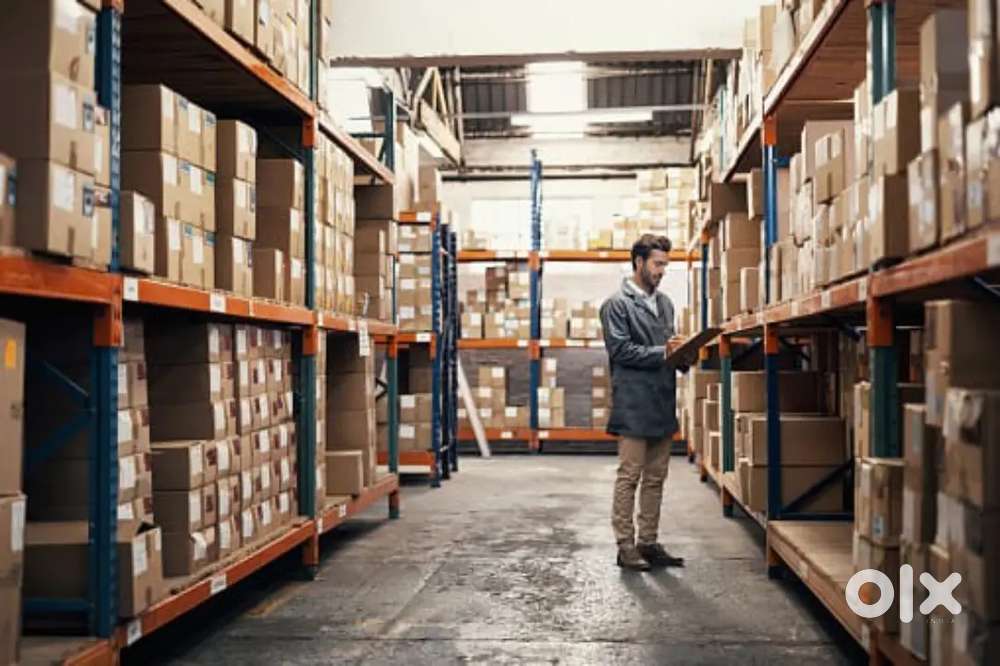 Warehouse associate