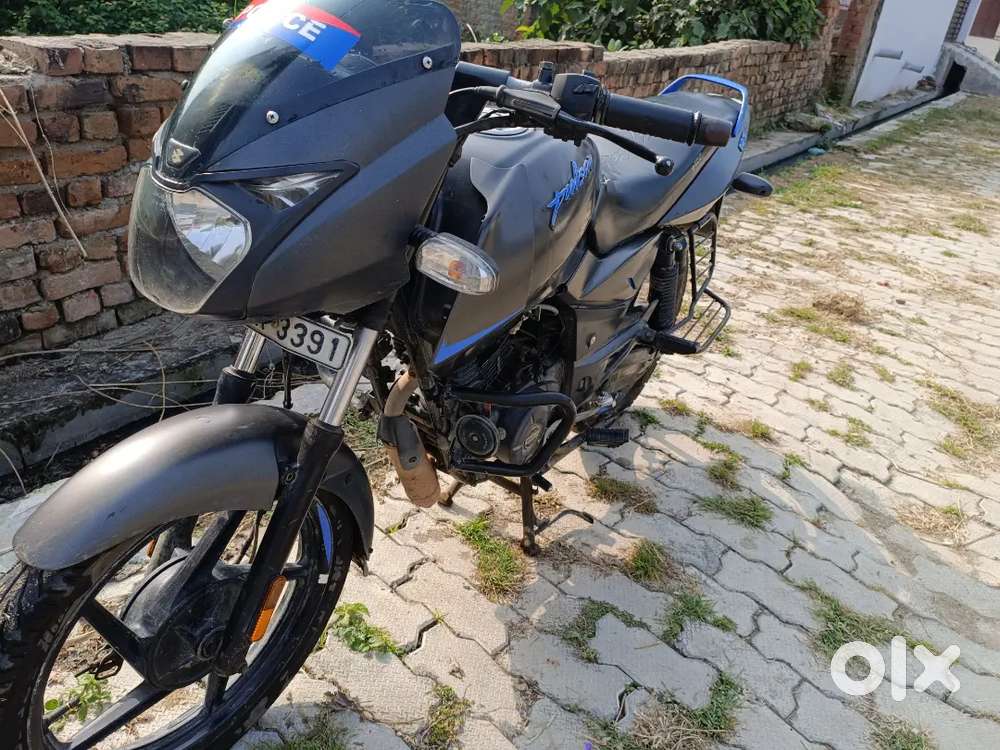 Bajaj pulsar 125
