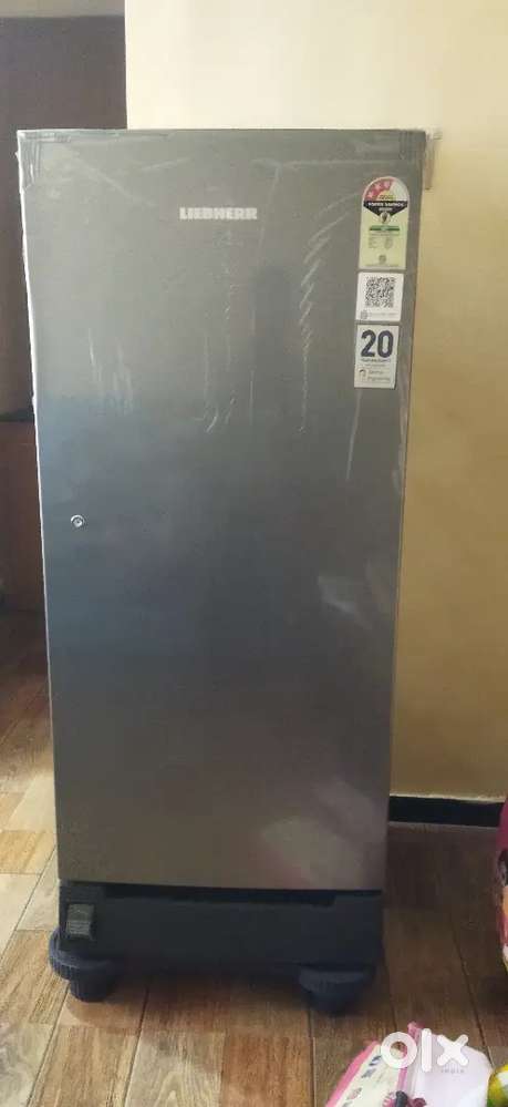 NEW Top load BPL Washing machine,LIEBHERR Fridge,Bed and cot,3+1+1sofa