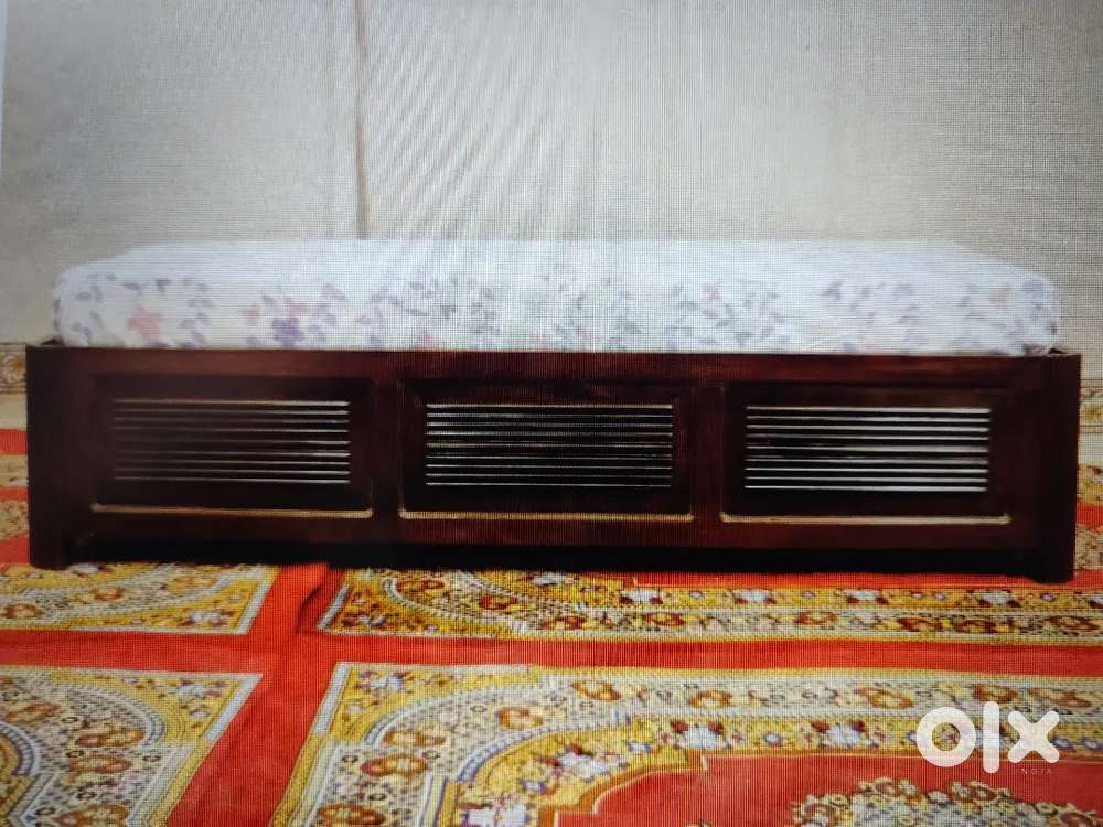 Diwan with storage and Mattress
