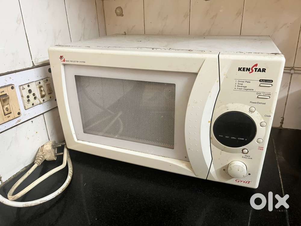 Microwave in good working condition