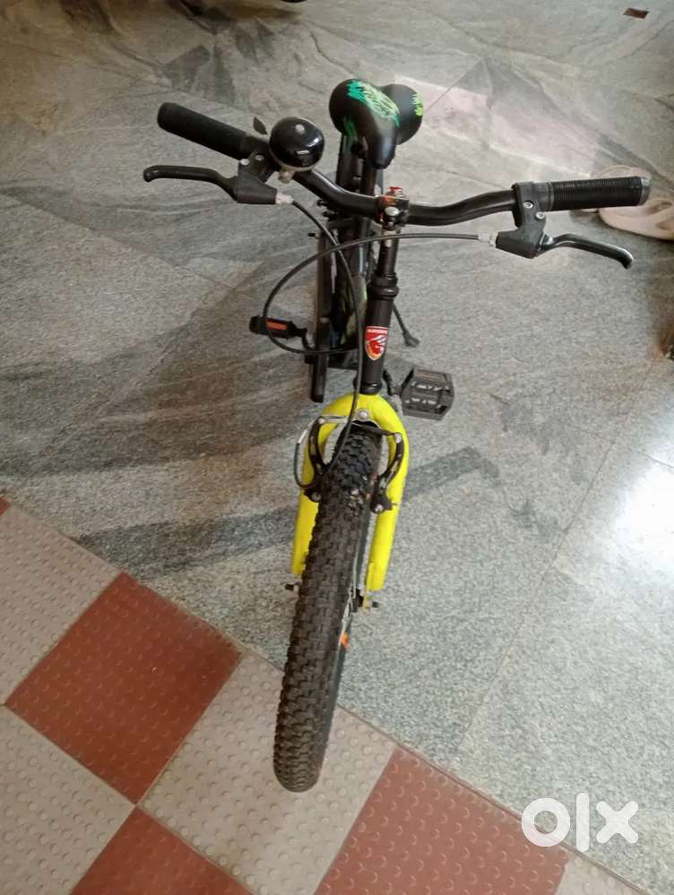 Kross challenge bicycle