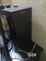 Desk top computer