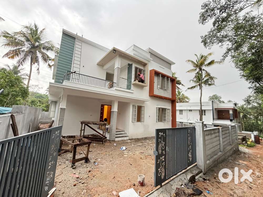 New house for sale Kazhakuttam Kattaikonam 5.750 cent