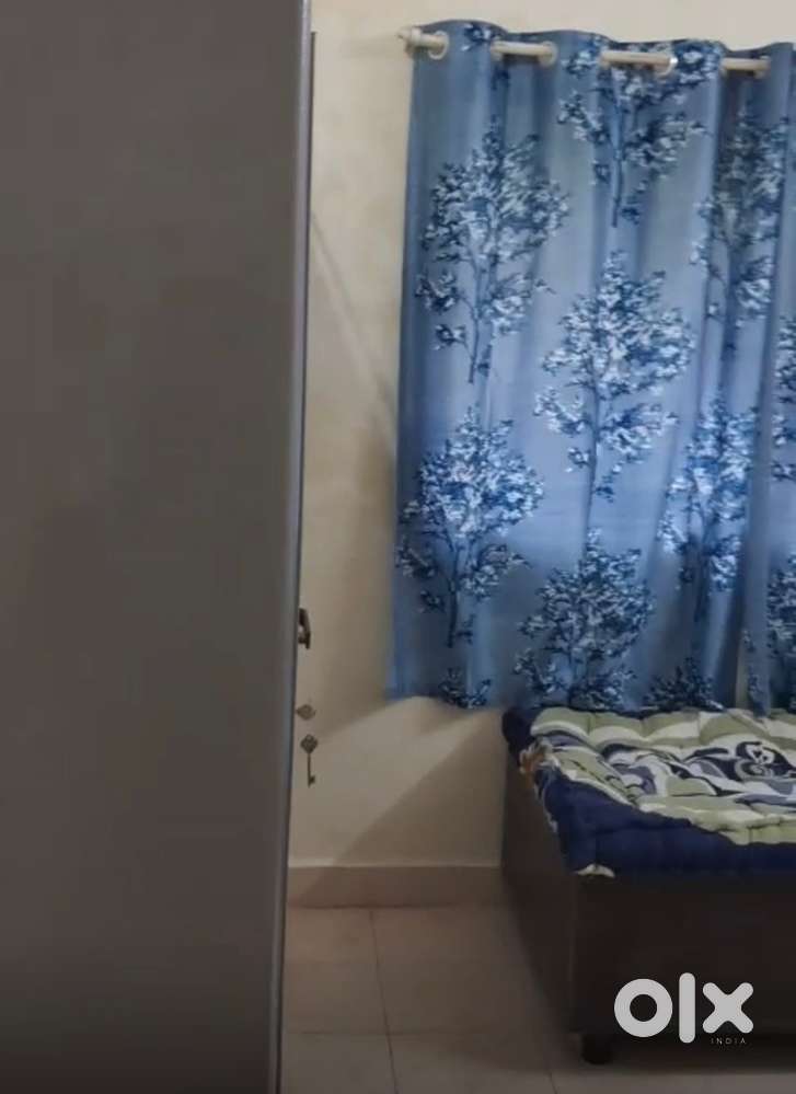 Available 2 bhk for paying guest