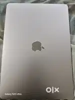MACBOOK 2020 air i3