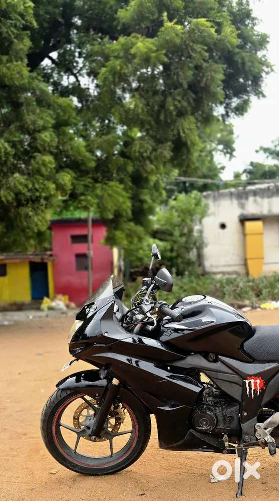 Suzuki Gixxer SF 150