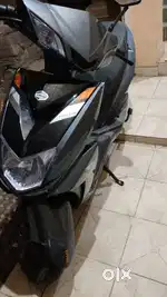 Komaki electric scooty