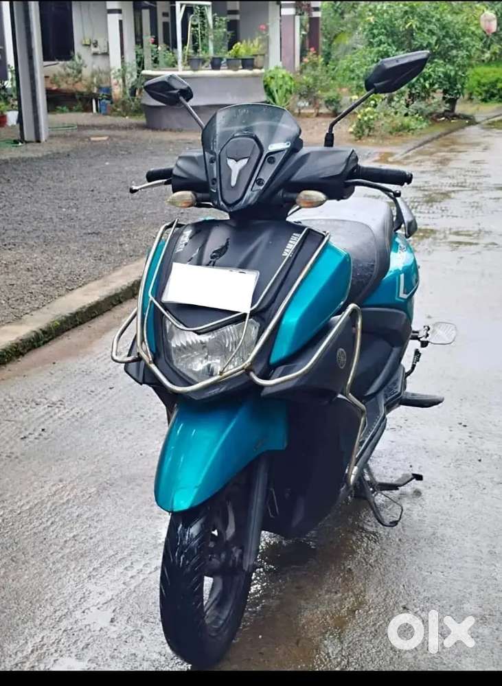 Yamaha ray zr 125 cc