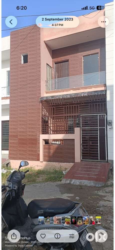 House Sale at Modipuram