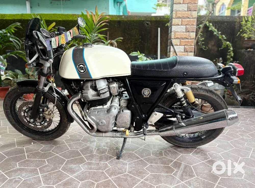 Continental gt 650 white