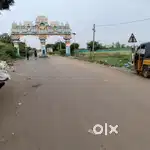మంచి ప్రైమ్ లొకేషన్ లో కమర్షియల్ ప్లాట్ బైపాస్ కు ఆనుకొని