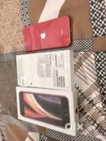 iPhone SE 128 GB 85% health excellent condition with box