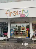 Sales executive (male and female)