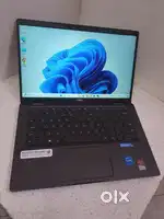 Dell i7 11th Touch screen laptop Intel Iris Xe Graphics