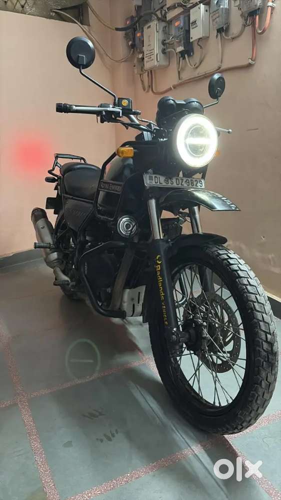 Royal Enfield Himalayan, Brand new condition