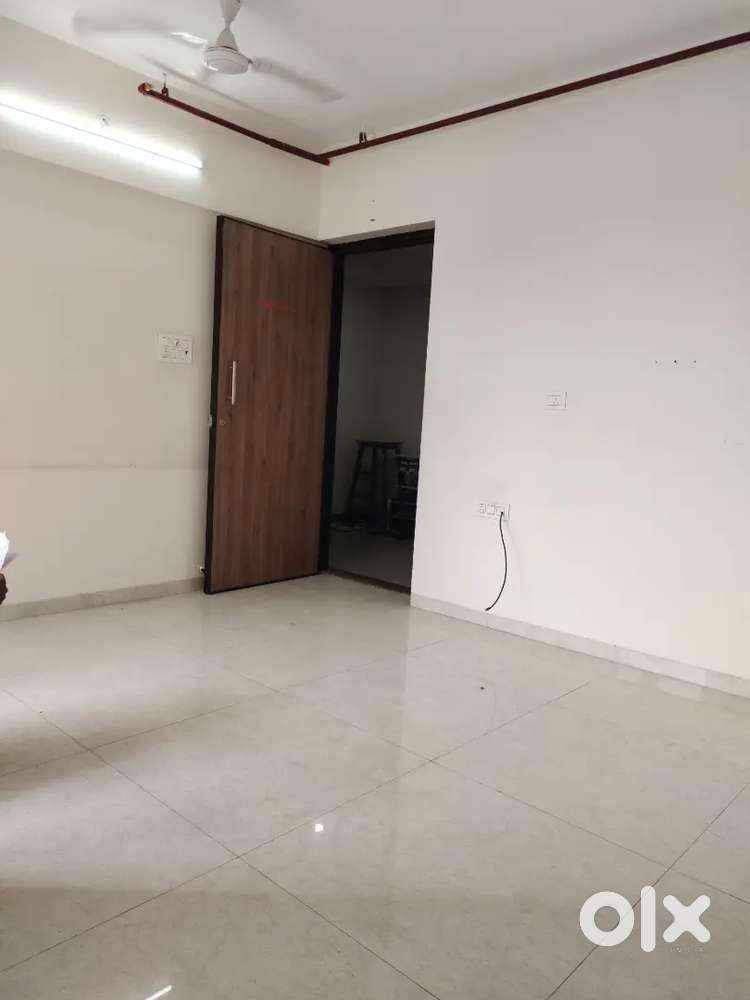 1 BHK master bed for rent in Yash Platina, virar west