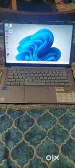 Asus Vivobook 14 , intelCore i3