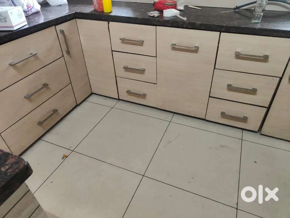 **2BHK {*SEPARATE-METER}