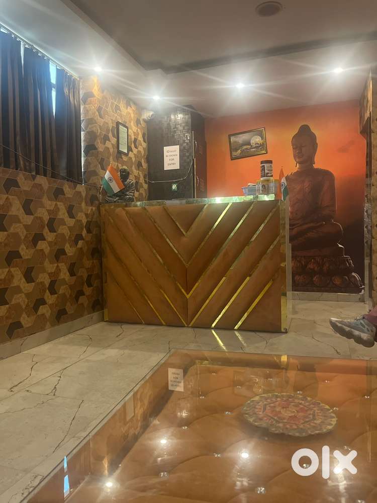 Telecaller And receptionist