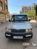 Toyota Qualis 2004 Diesel Well Maintained