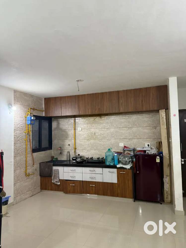 1 BHK Spacious Apartment For Rent near Adajan– BEST FOR FAMILY