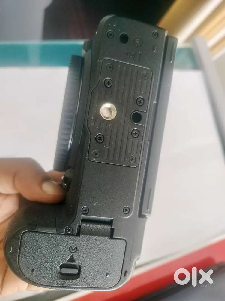 Nikon Z 5  camera    6 month old