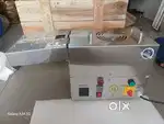 OIL MACHINE 1200 WATTS (BRAND NEW) SINGLE PHASE (PRICE NEGOTIABLE)