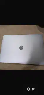 MacBook pro i7