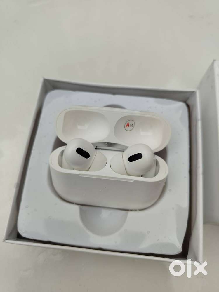 Airpods-style wireless earbuds.