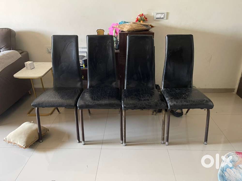 Set of 4 chairs