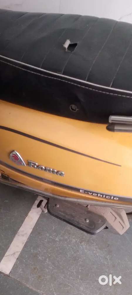 New lithium battery 70km 80km renj new mrf tyre good condition no hel