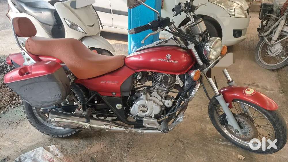 Red Bajaj Avenger,  Urgent Sale