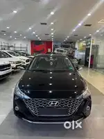 Hyundai Verna 1.5 SX VTVT, 2022, Petrol