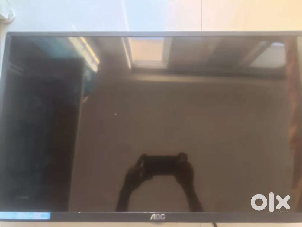 TV in excellent condition.