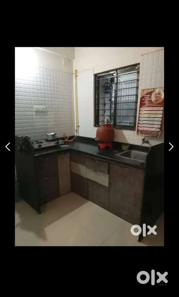 2 bhk flate for girls